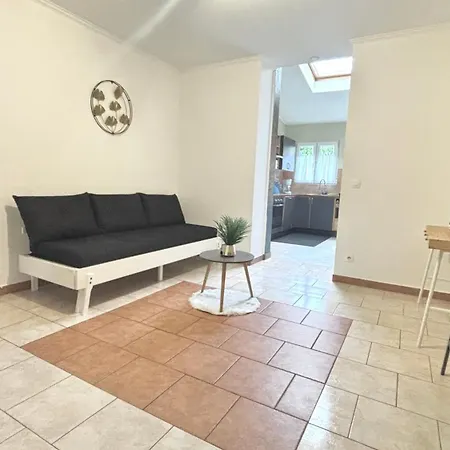 Un Cocon A Confort Et Jardin Prive * Longwy