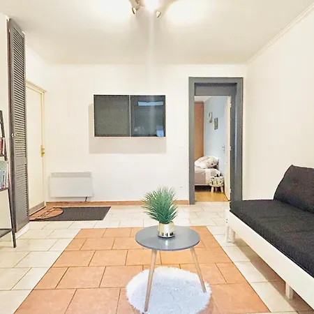 Un Cocon A Confort Et Jardin Prive Apartment